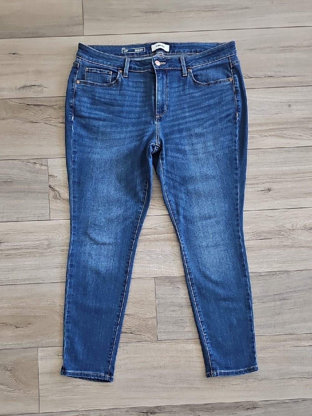 Sonoma Goods For Life Mid Rise Stretch Skinny Jeans Medium Wash 16P